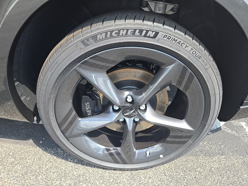 Thumbnail: 2026 Genesis GV70 - 15