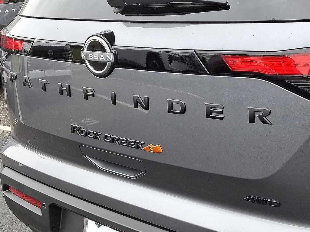 Thumbnail: 2025 Nissan Pathfinder - 6