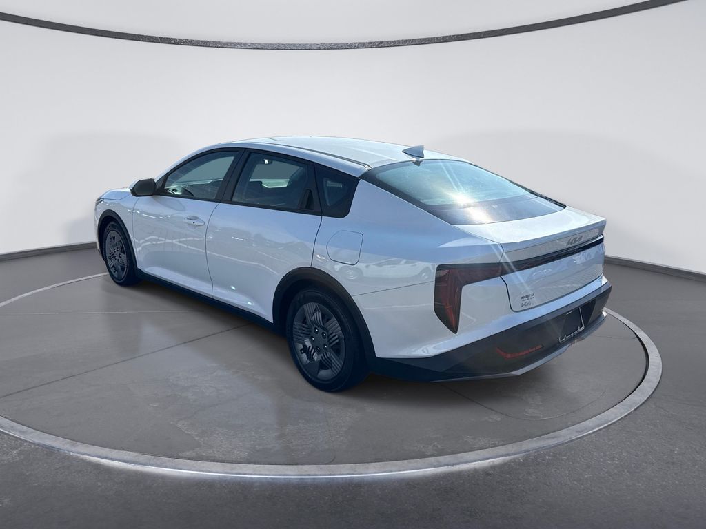 Used 2026 White Kia LX image 5