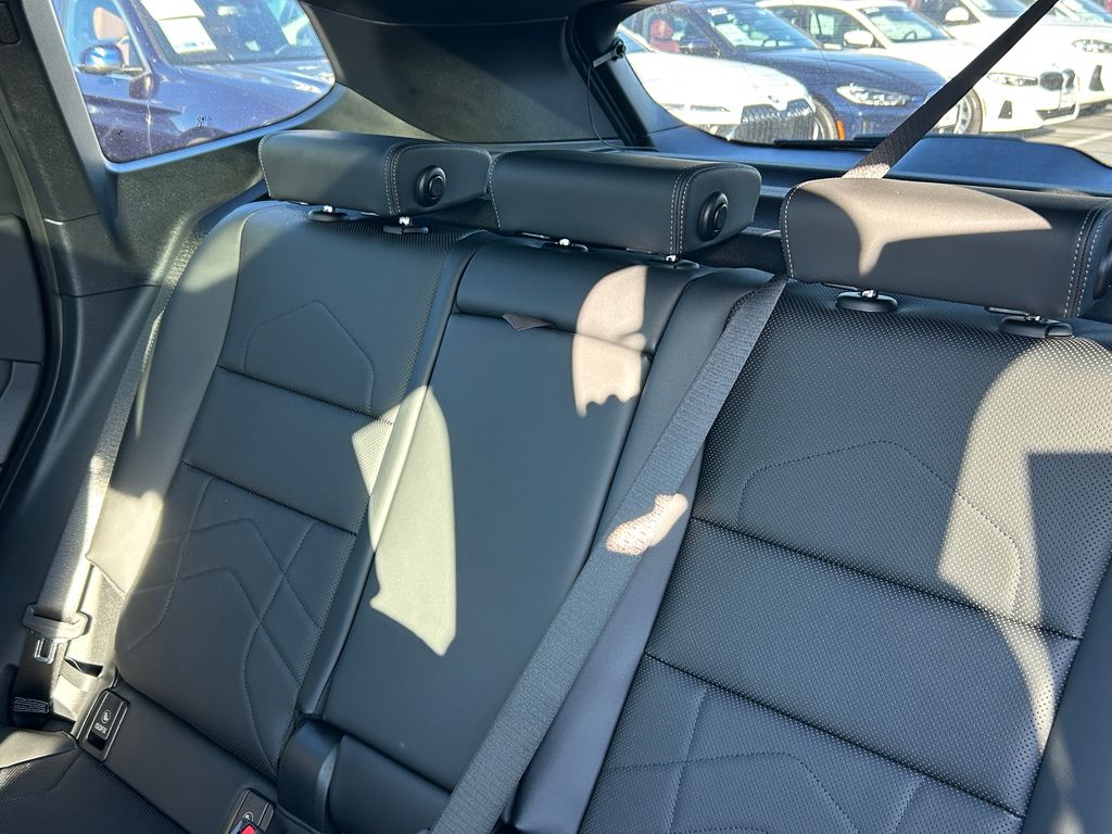 Thumbnail: 2026 BMW X1 - 32