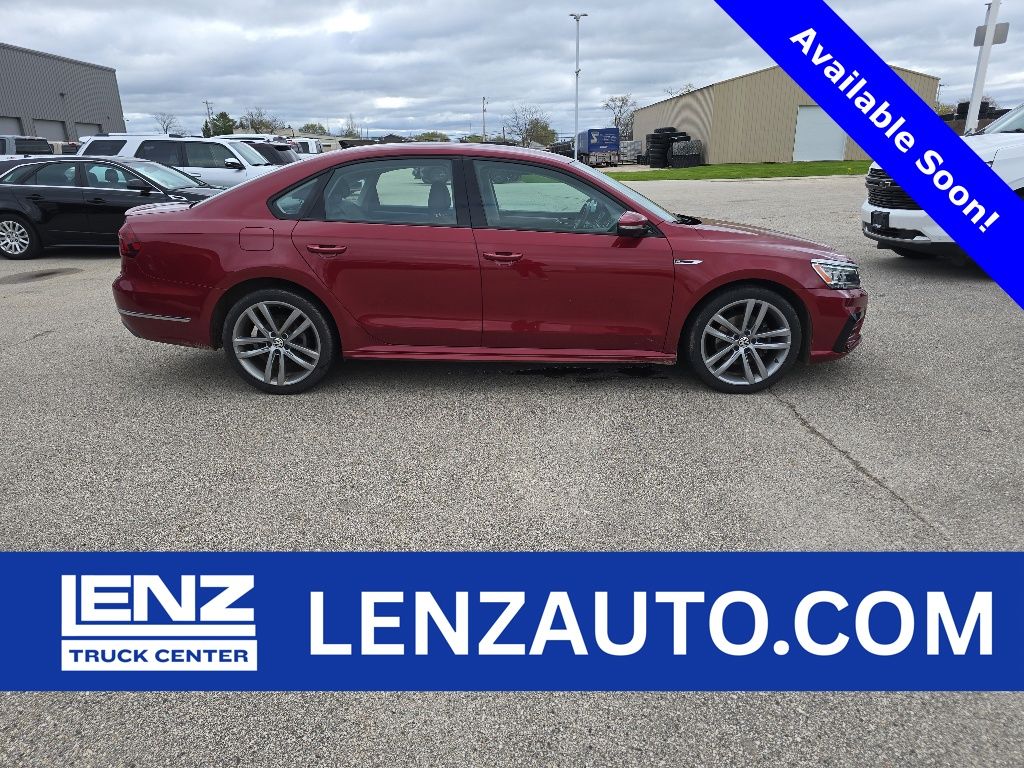 Fortana Red Metallic 2018 Volkswagen Passat 2.0T R-Line FWD Sedan Front-Wheel Drive 6-Speed Automatic