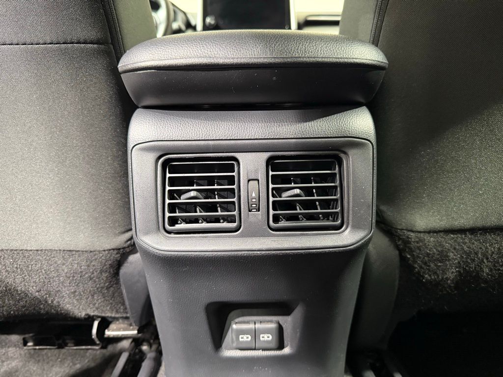 Thumbnail: 2025 Toyota RAV4 - 20