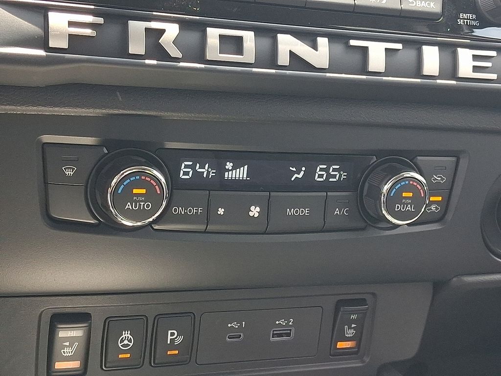 2026 Nissan Frontier — photo 10