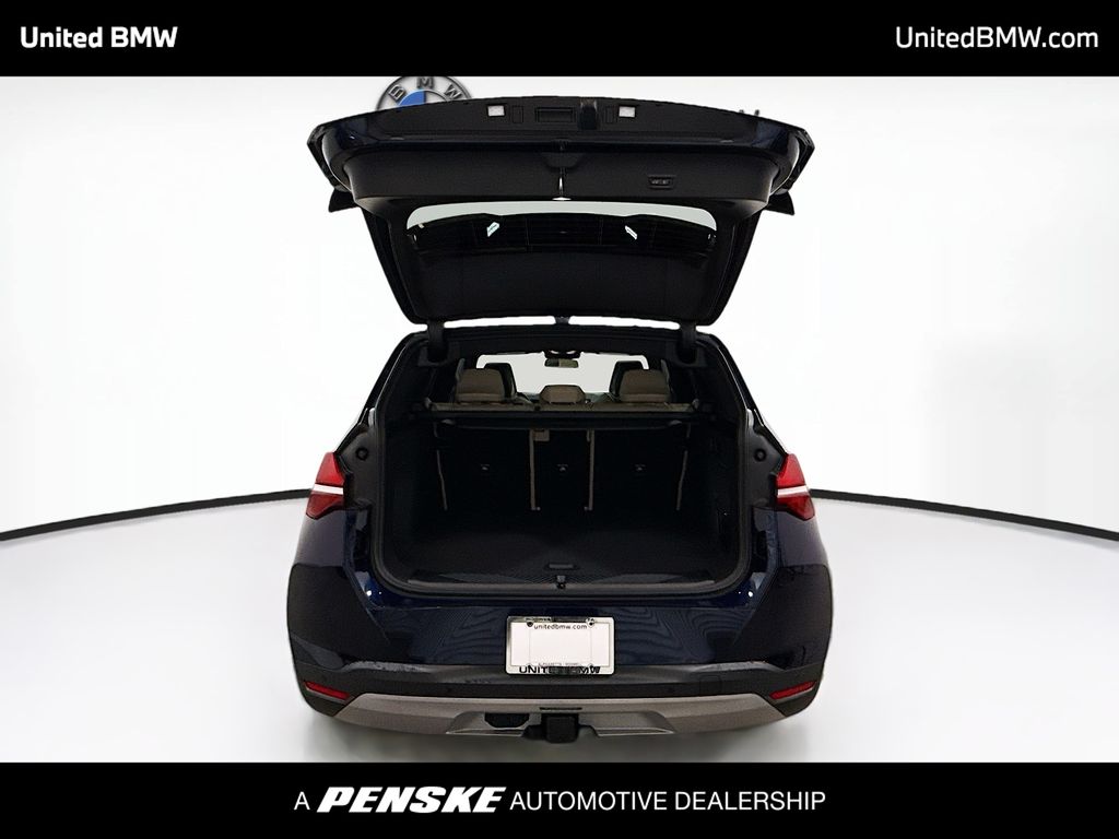 Thumbnail: 2026 BMW X3 - 14