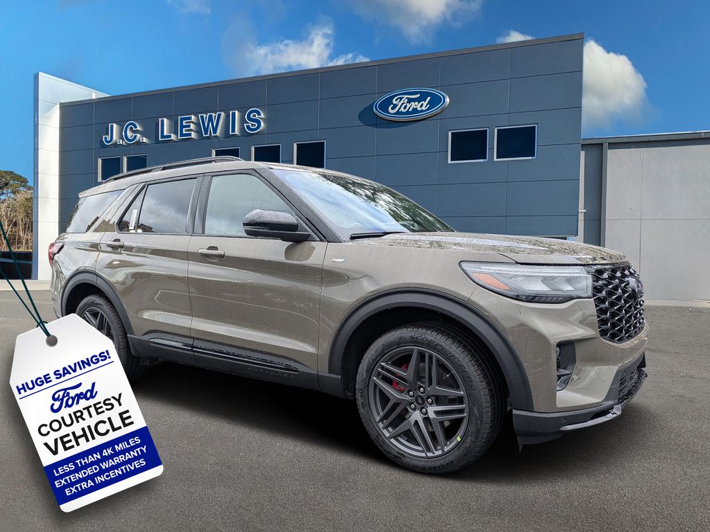 2026 Ford Explorer ST-Line
