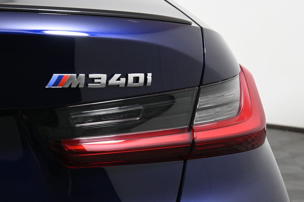 Thumbnail: 2026 BMW 3 Series - 13