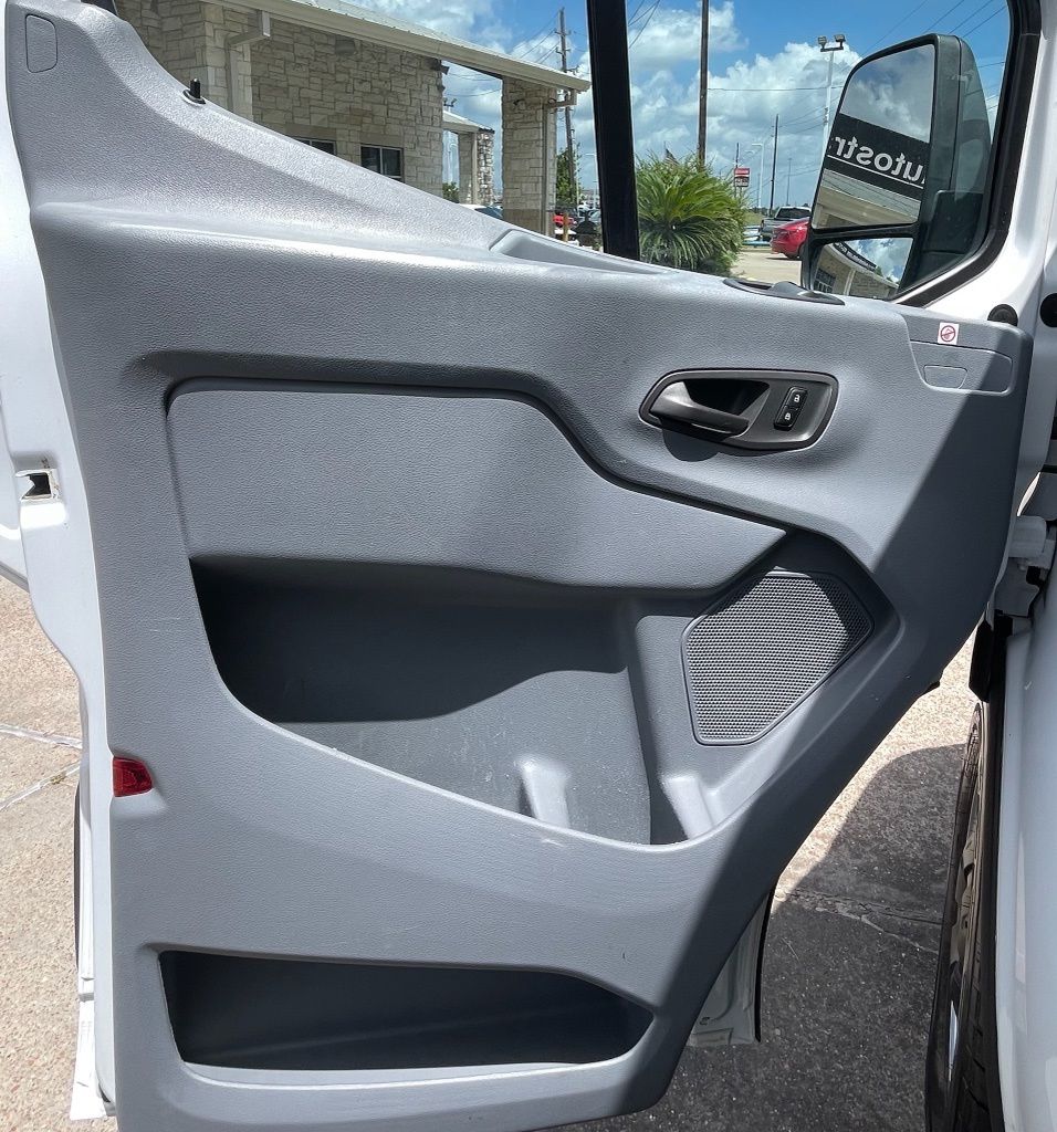 2019 Ford Transit-250 Base White at Autostrade