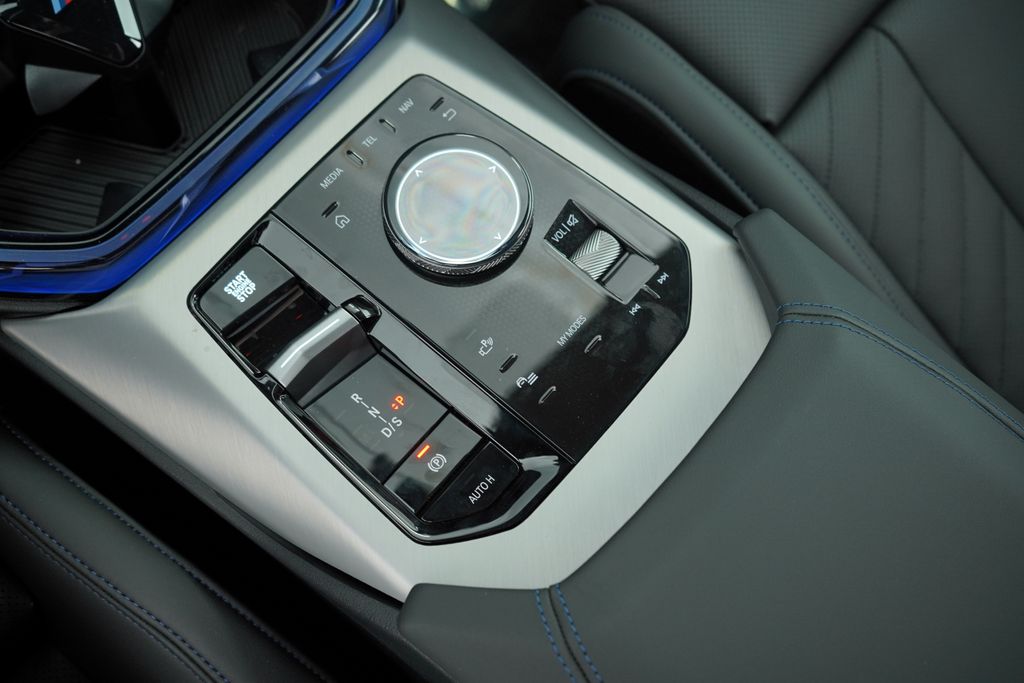 Thumbnail: 2026 BMW X3 - 15