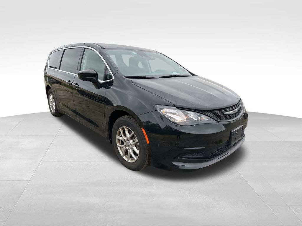 2023 Brilliant Black Crystal Pearlcoat Chrysler Voyager LX FWD Van