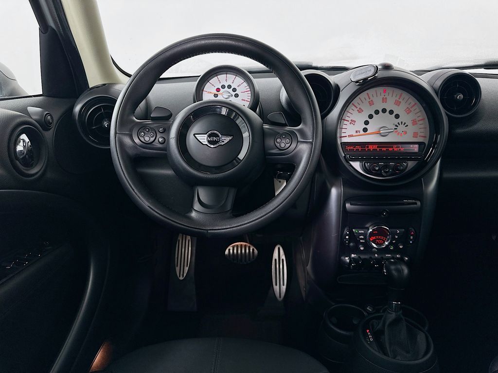 Thumbnail: 2013 MINI Cooper Countryman - 20