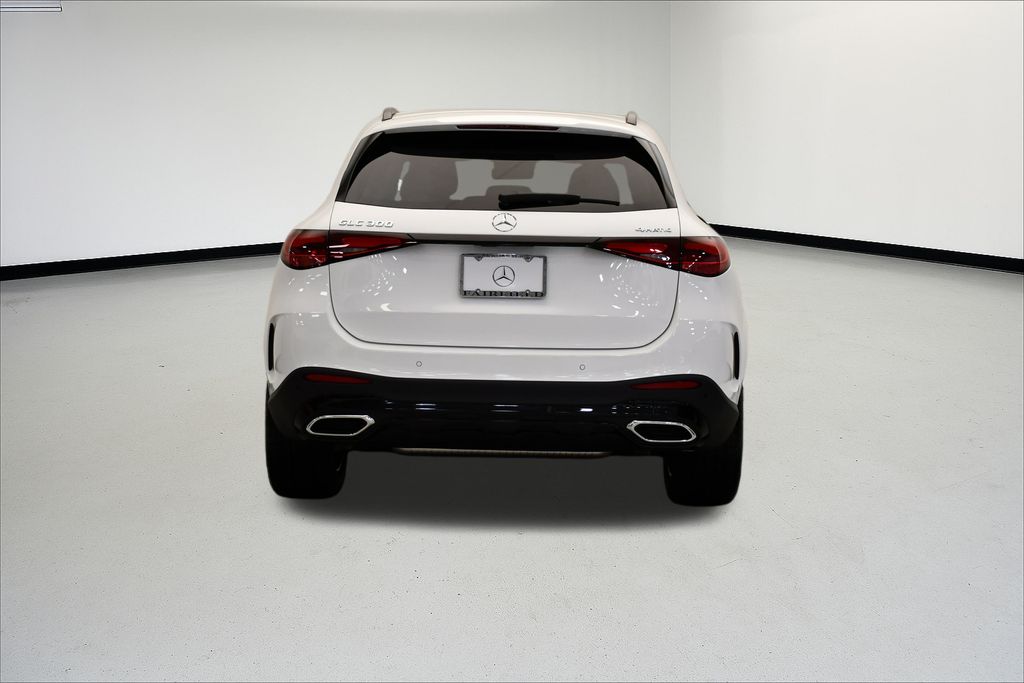 Thumbnail: 2026 Mercedes-Benz GLC - 4