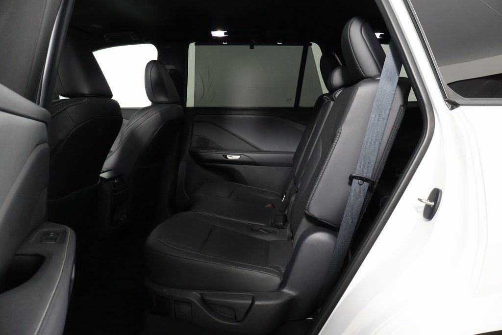 Thumbnail: 2025 Lexus TX - 11