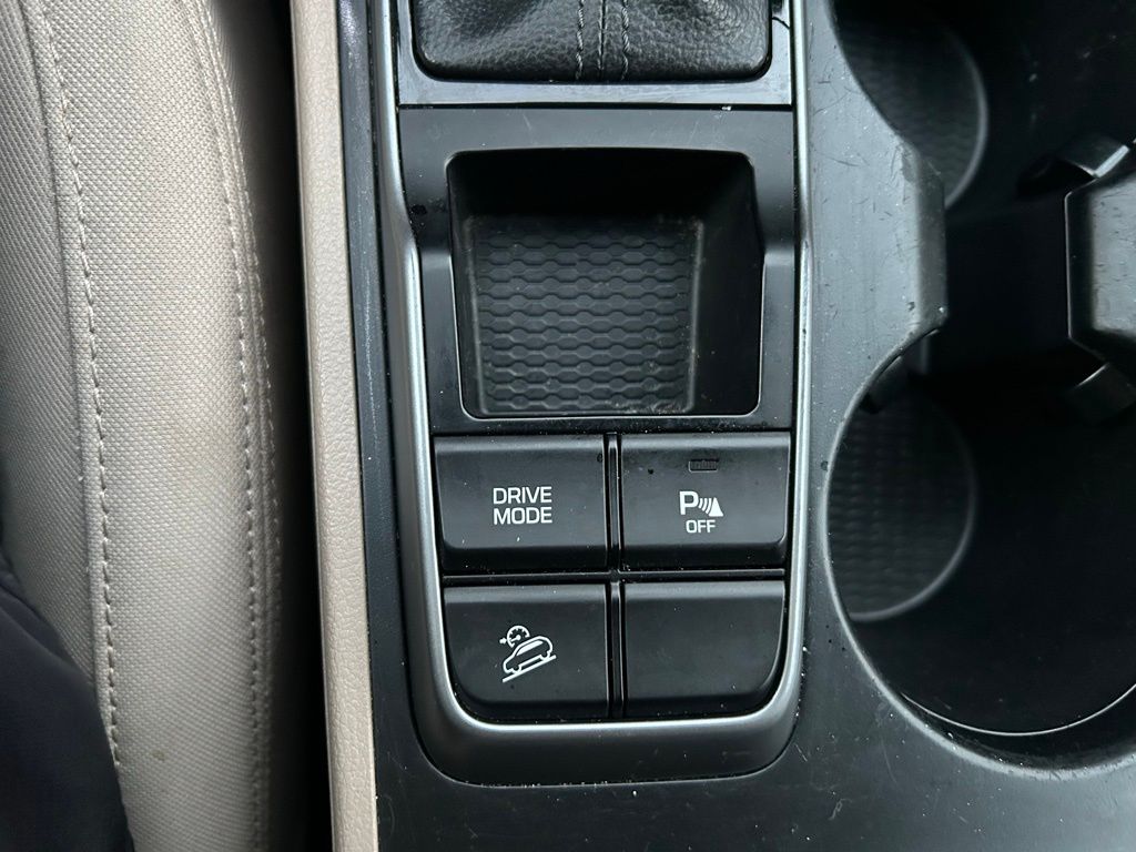 Thumbnail: 2018 Hyundai Tucson - 28