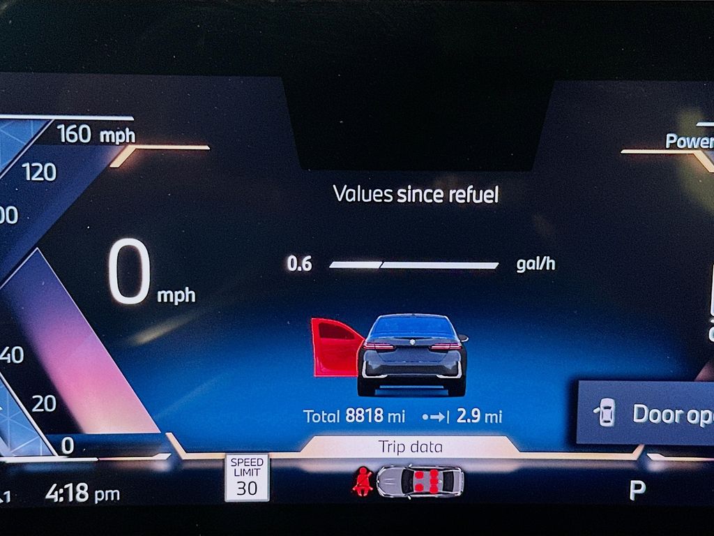 Thumbnail: 2024 BMW 5 Series - 12