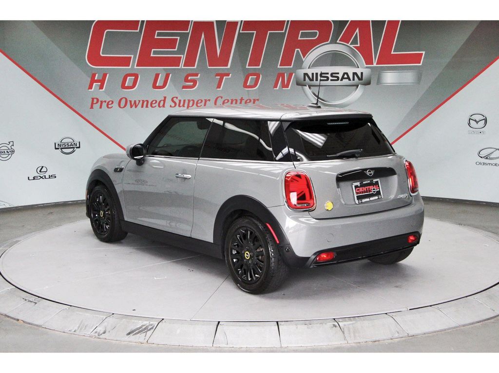 2023 MINI Cooper Base - 2
