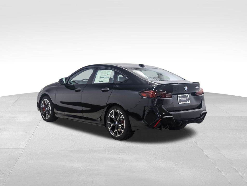Thumbnail: 2026 BMW 2 Series - 4