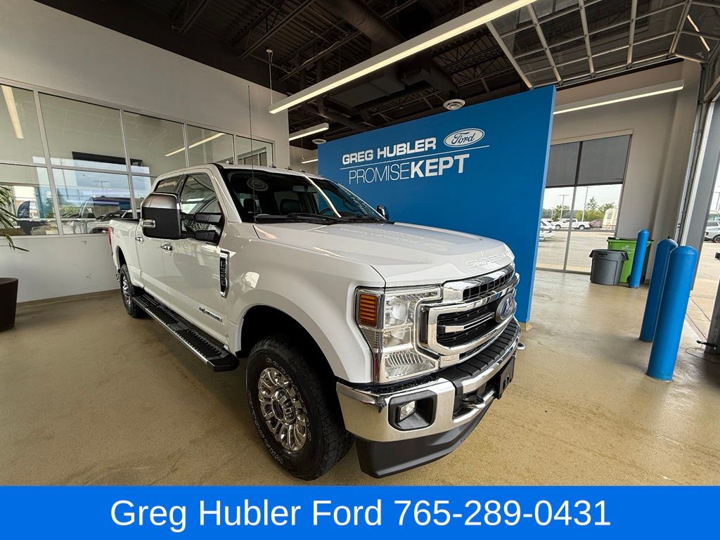 Oxford White 2020 Ford F-350 Super Duty Pickup Truck Four-Wheel Drive Automatic