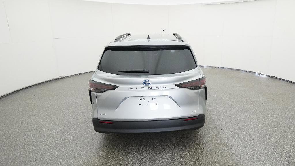 Thumbnail: 2025 Toyota Sienna - 27