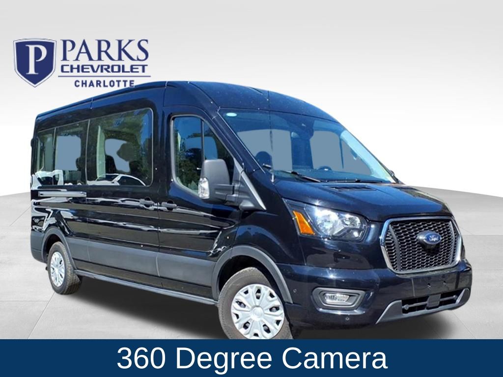 2023 Ford Transit Passenger 350 XLT Medium Roof LB RWD