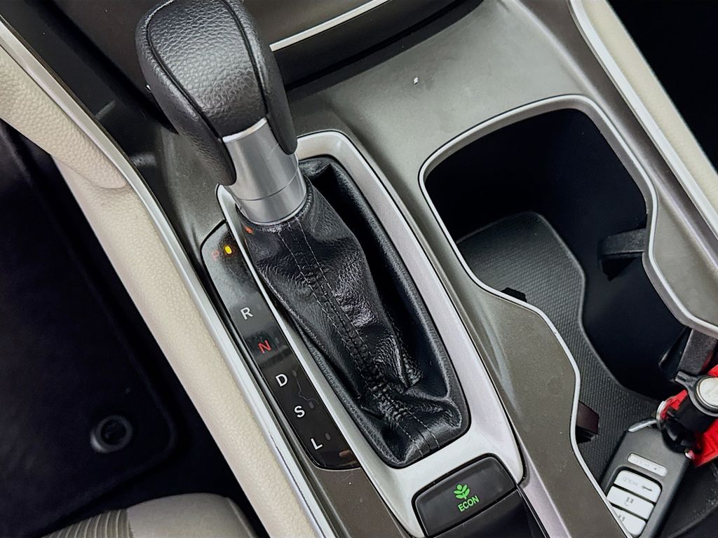 Used Car 2019 Honda Accord  Lx For Sale Under $25,000 In Austin, Texas