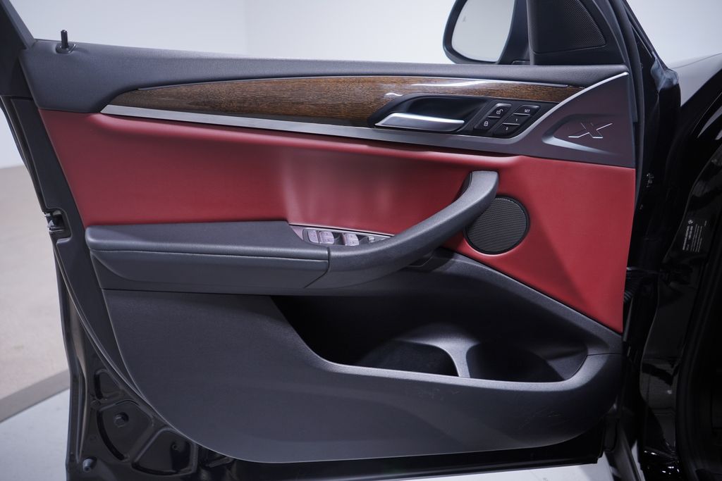 Thumbnail: 2023 BMW X3 - 16