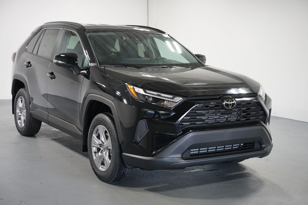 Thumbnail: 2025 Toyota RAV4 - 3