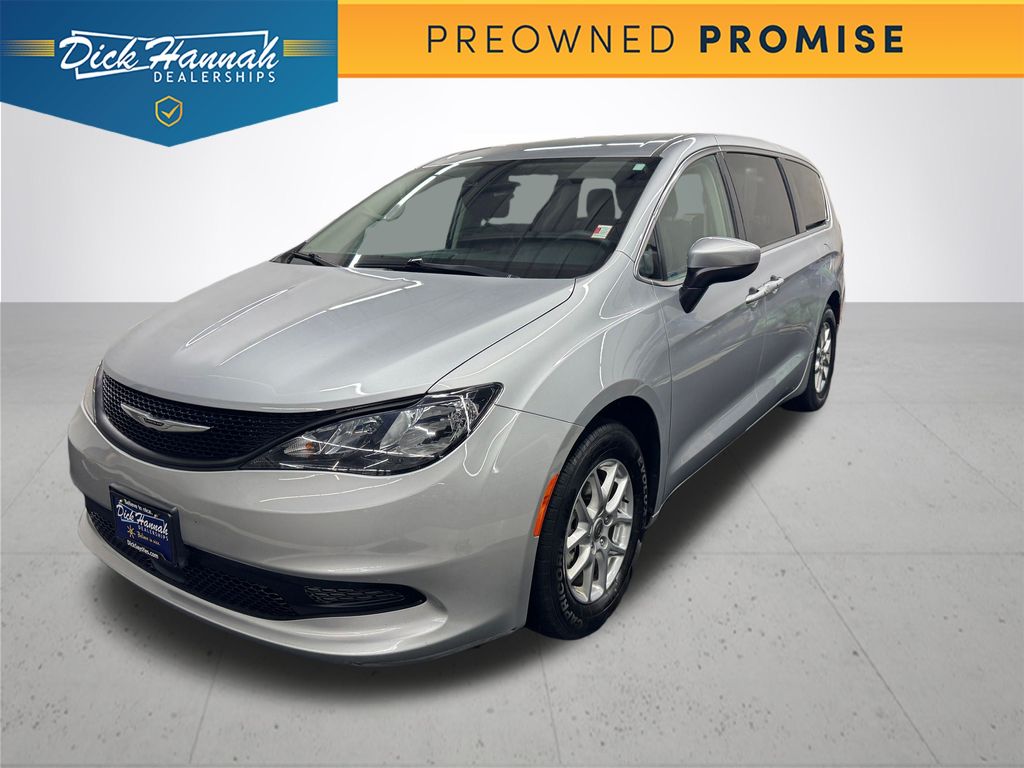 Dick Hannah Dick Says Yes - 2023 Chrysler Voyager LX For Sale in Vancouver, WA