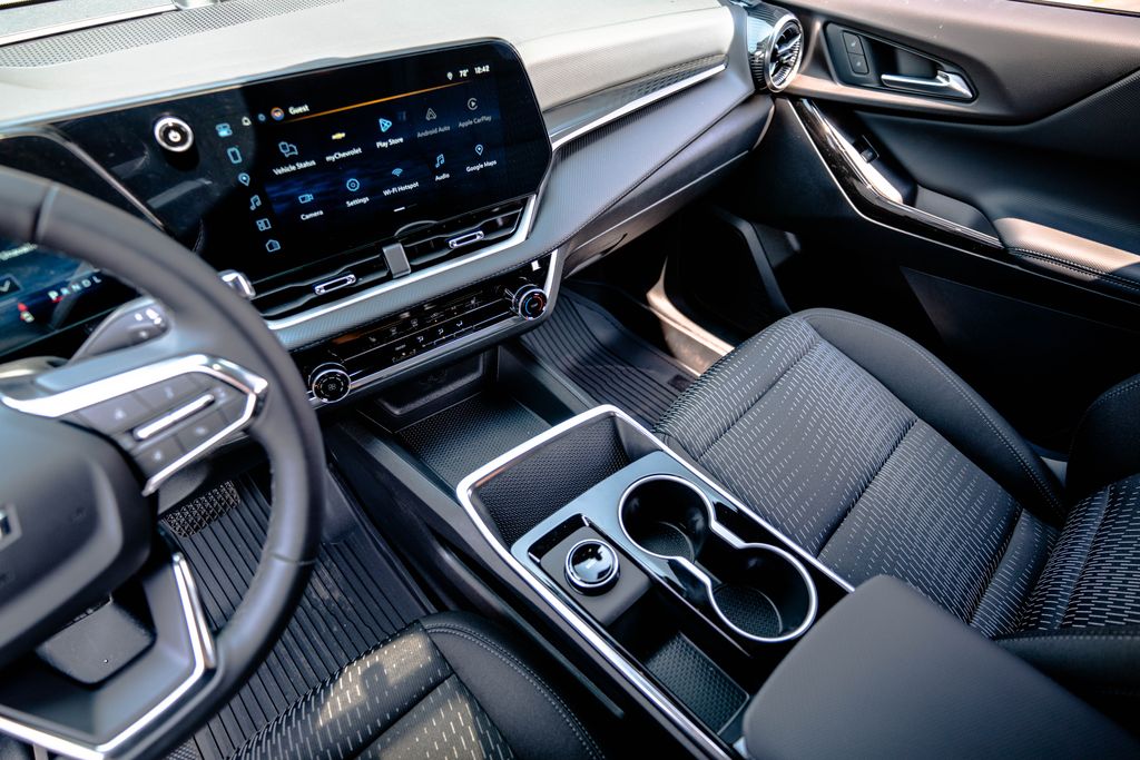 New 2027 Chevrolet Equinox SUV