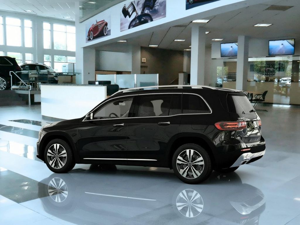 Thumbnail: 2026 Mercedes-Benz GLB - 30