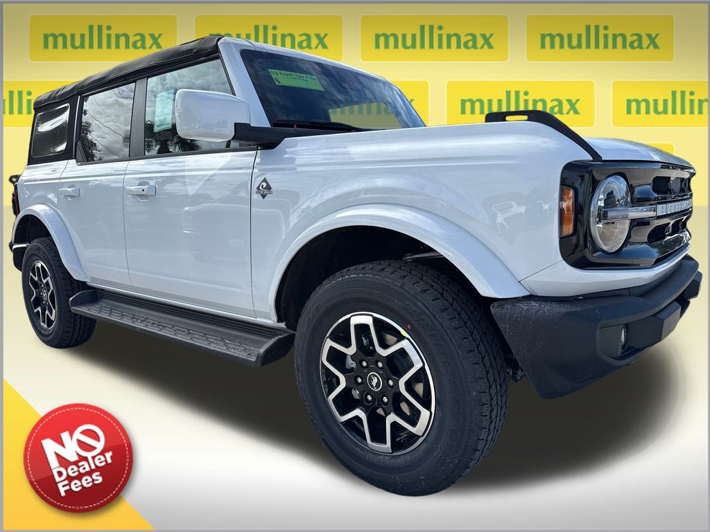 2025 Ford Bronco 4-Door Outer Banks's photo