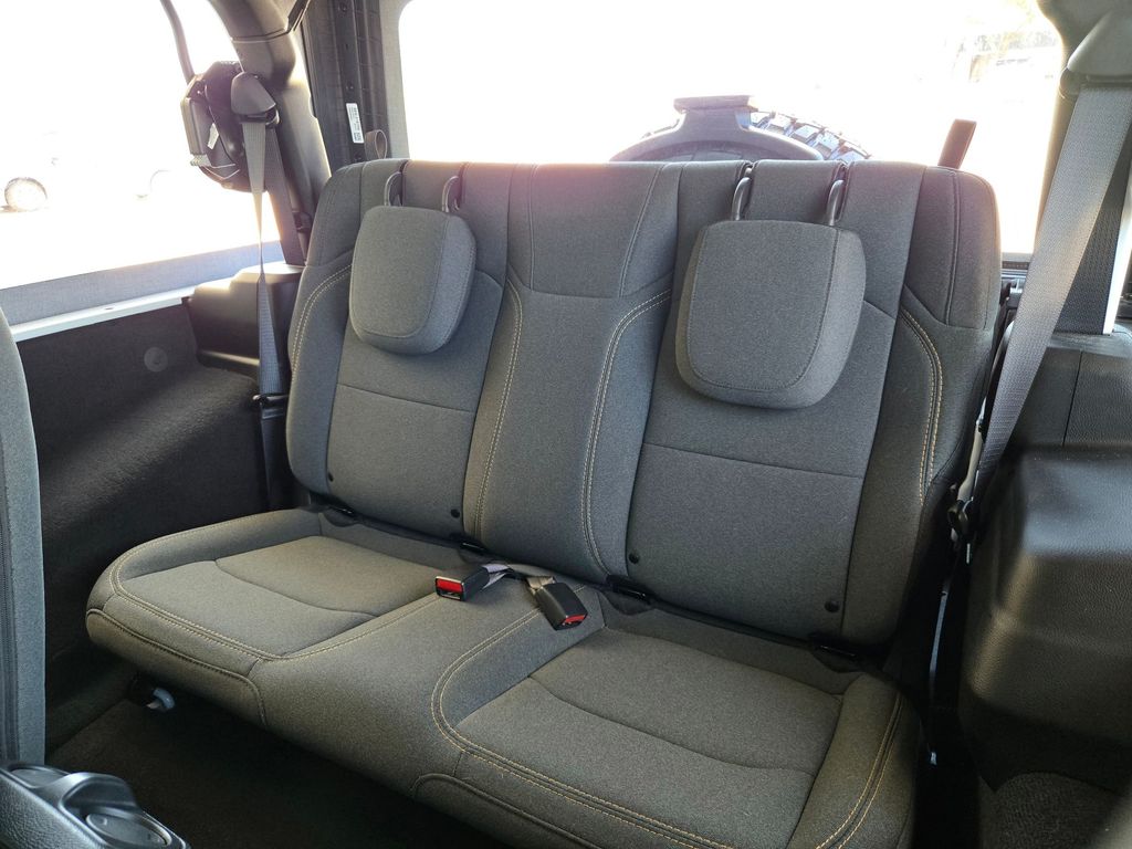 Used 2025 Jeep Wrangler SUV