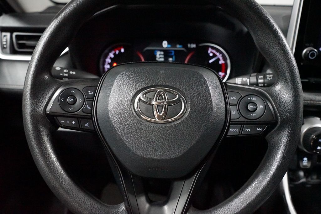Thumbnail: 2024 Toyota RAV4 - 12