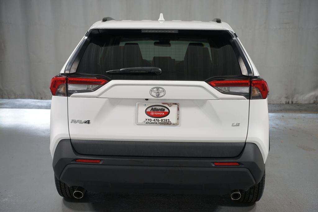 Thumbnail: 2021 Toyota RAV4 - 7
