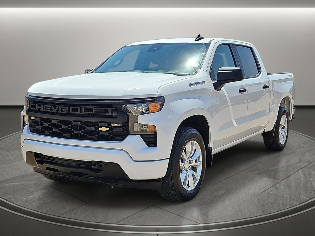 Summit White 2022 Chevrolet Silverado 1500 Pickup Truck Four-Wheel Drive 8-Speed Automatic