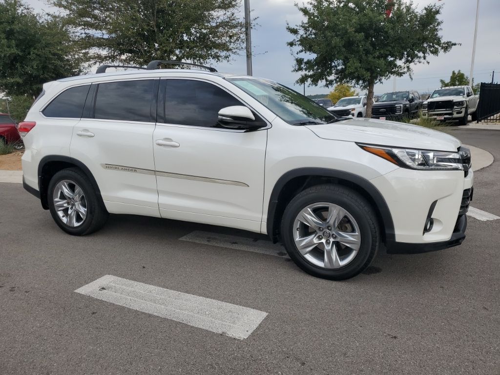 Used Car 2017 Toyota Highlander  Limited For Sale Under $25,000 In Austin, Texas