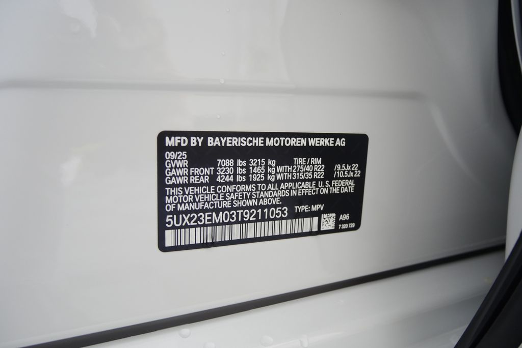 Thumbnail: 2026 BMW X7 - 29