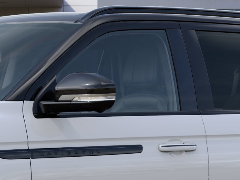 Thumbnail: 2027 Lincoln Navigator L - 20