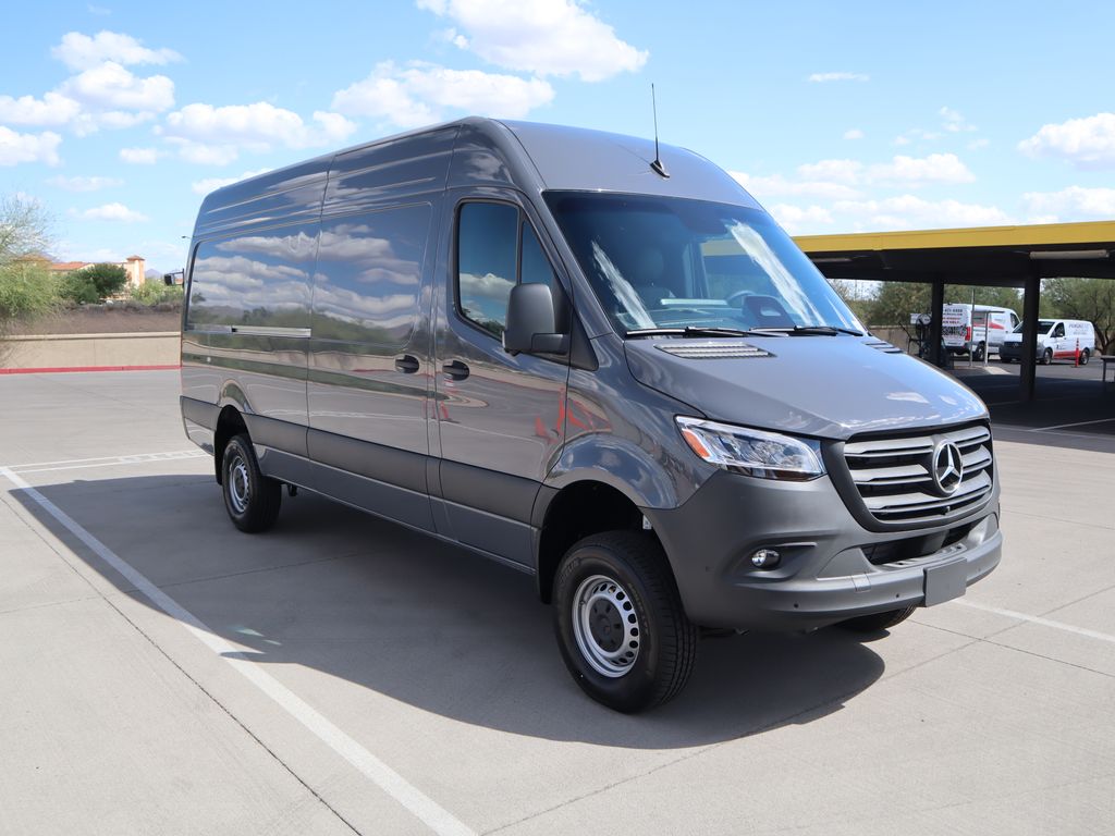 Thumbnail: 2026 Mercedes-Benz Sprinter - 3