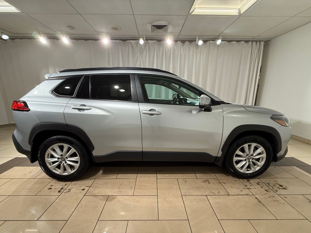 Thumbnail: 2023 Toyota Corolla Cross - 6