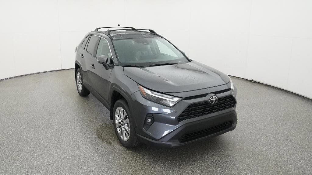 Thumbnail: 2025 Toyota RAV4 - 13