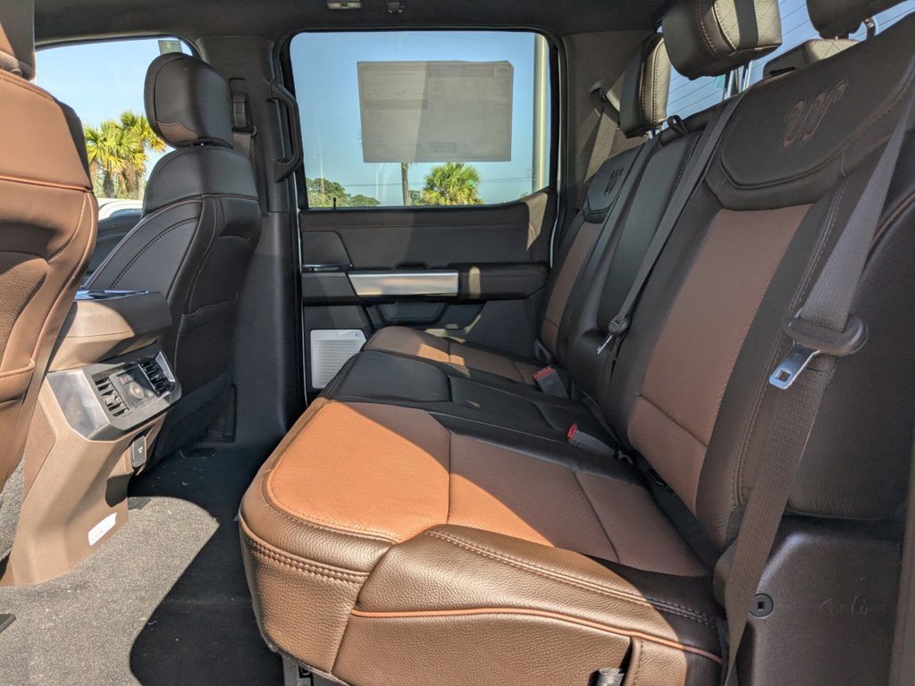 2026 Ford F-350 Super Duty Platinum