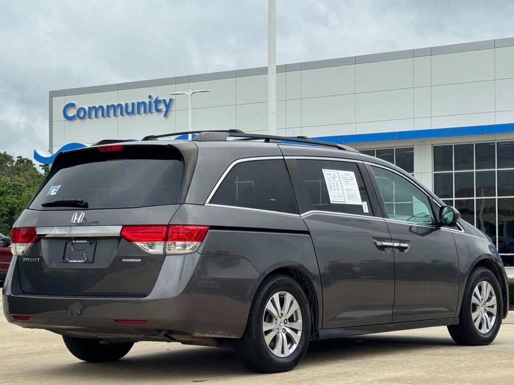 2016 Honda Odyssey SE - 1