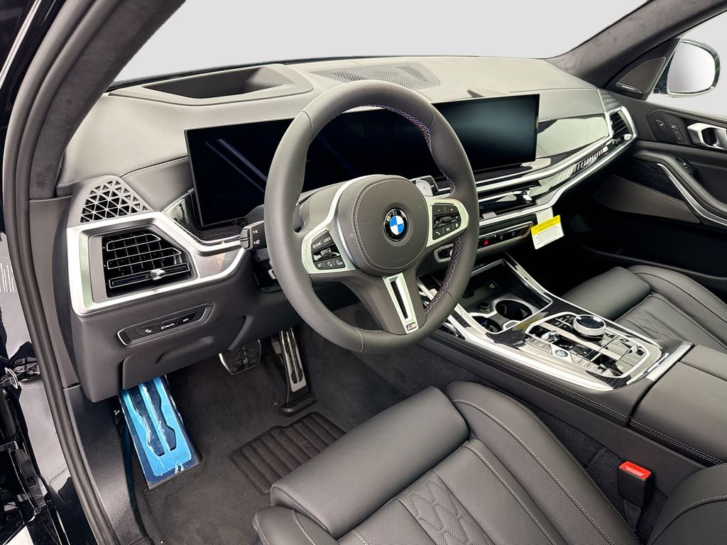 Thumbnail: 2027 BMW X7 - 9