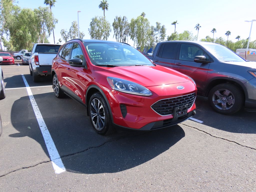 2021 Ford Escape SE 3