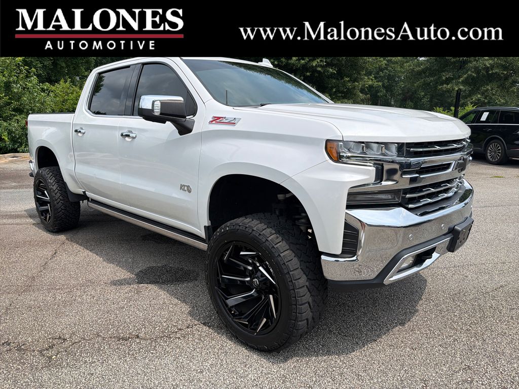 Summit White 2021 Chevrolet Silverado 1500 Pickup Truck Four-Wheel Drive 8-Speed Automatic