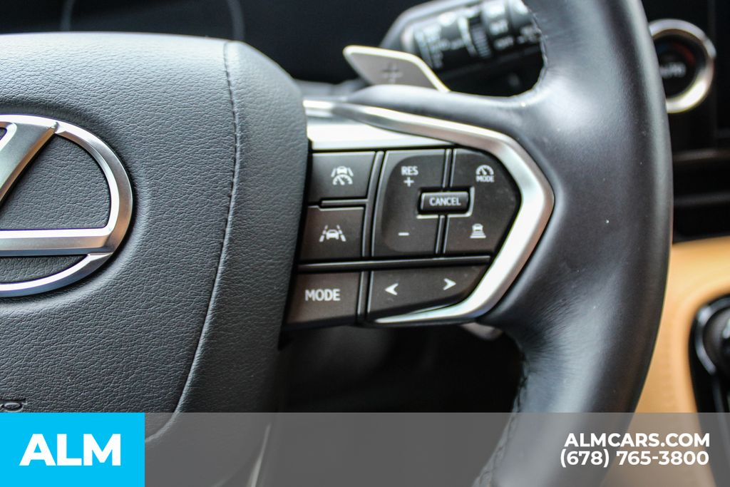 Used 2025 Black Lexus 350 Premium image 27