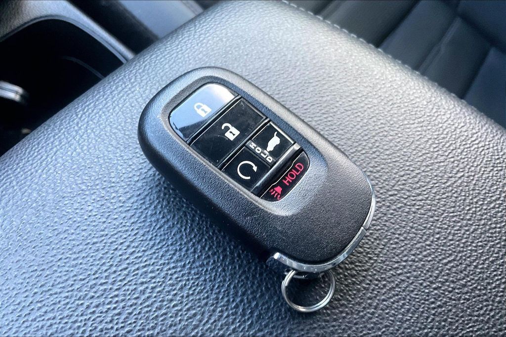 Used 2025 Honda CR-V SUV