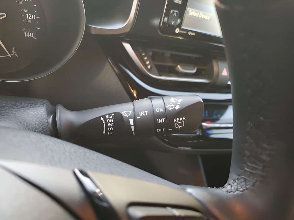 Used Car 2018 Toyota C-hr  Xle For Sale Under $12,000 In Austin, Texas