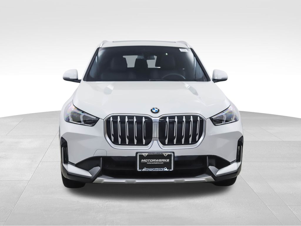 Thumbnail: 2026 BMW X1 - 8