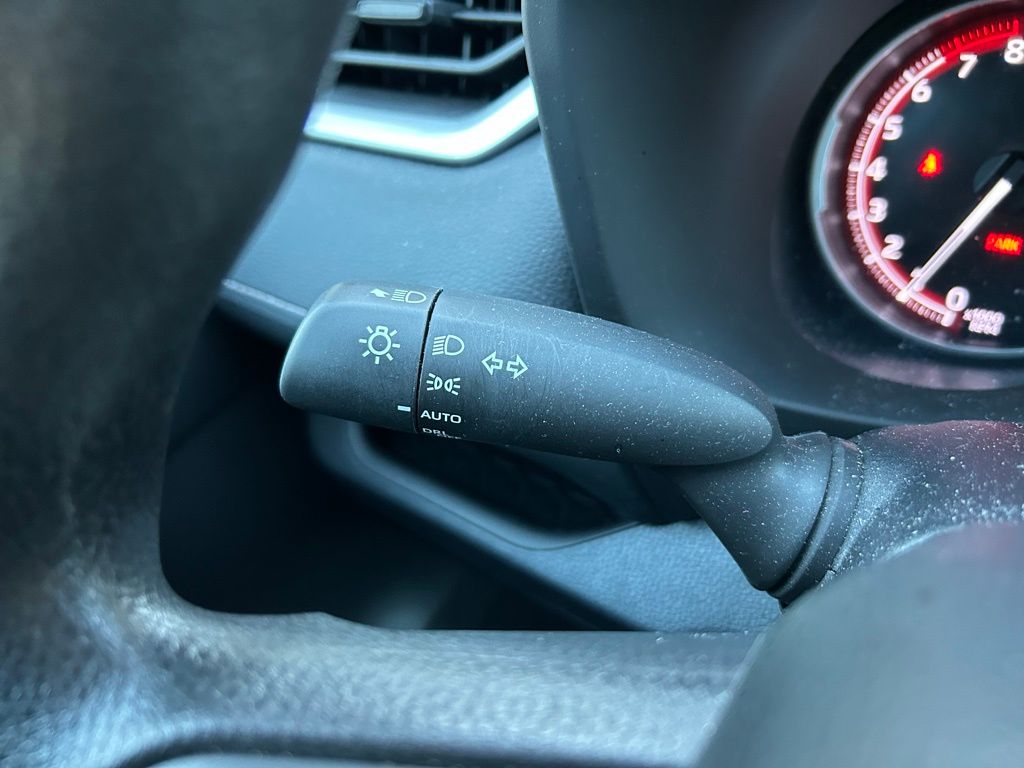 Thumbnail: 2024 Toyota RAV4 - 21